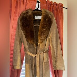 Elegant leather/wool Tan Teddy Jacket with Plush Fur Collar